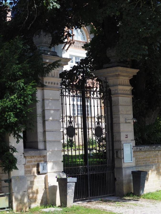 Charming Cottage In Chateau Les Roches Gardens Mont-Saint-Jean  Luaran gambar